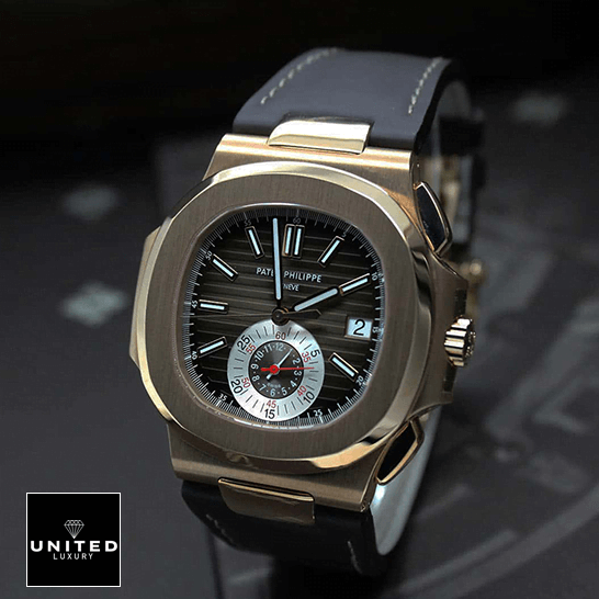 Patek Philippe Nautilus Chronograph Flyback 5980R-001 "Rose Gold" Premium Super Clone Patek Philippe Nautilus Rose Gold 5712R 0001 Replica Patek Philippe Nautilus Rose Gold 5712R-0001 Replica front view