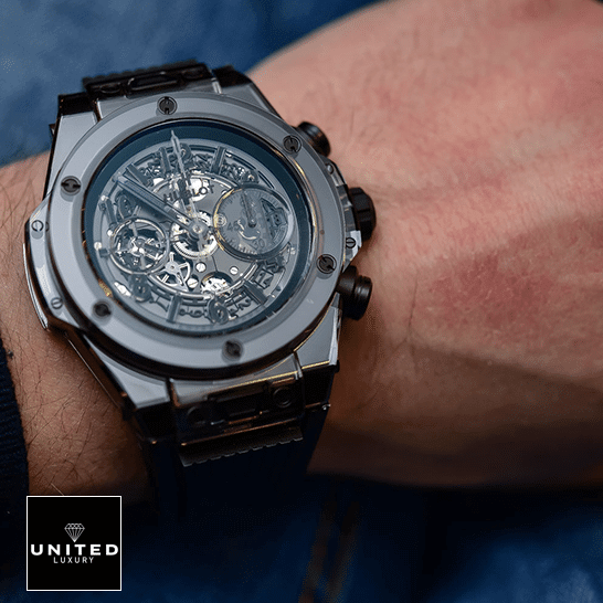 Hublot Big Bang Unico Sapphire All Black 411.JB.4901.RT Replica hublot big bang unico sapphire all blac 411.JB .4901.RT man Hublot Big Bang Unico Sapprihe Black Dial Replica on the man wrist